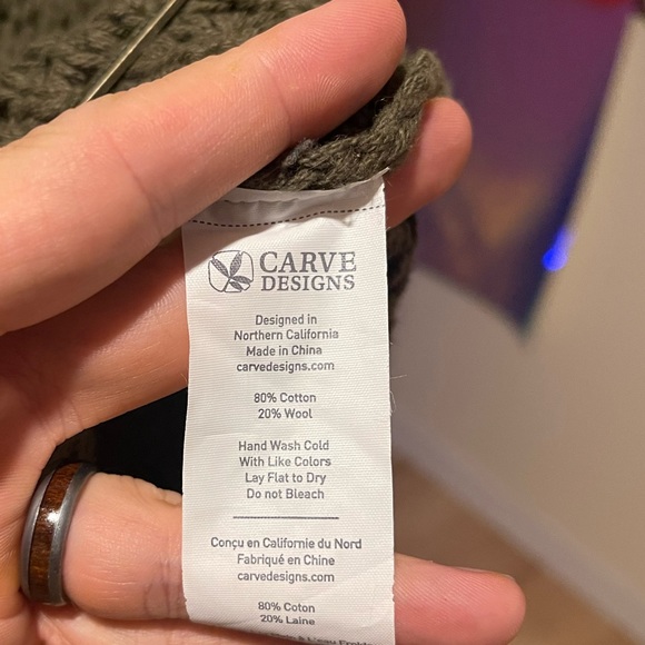 Carve Designs Knitted Sweater (Women’s XL) - Picture 3 of 6